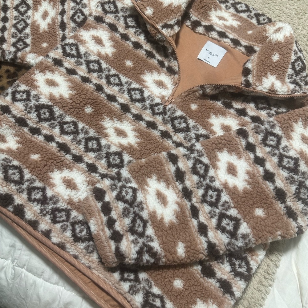 Aztec Pattern Sherpa Pullover